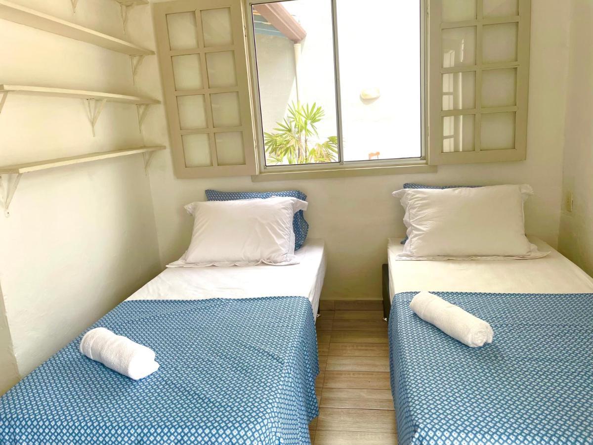 Boa Sorte Suites Com Piscina, Garagem E Pe Na Praia De Geriba Армасан-душ-Бузіус Екстер'єр фото